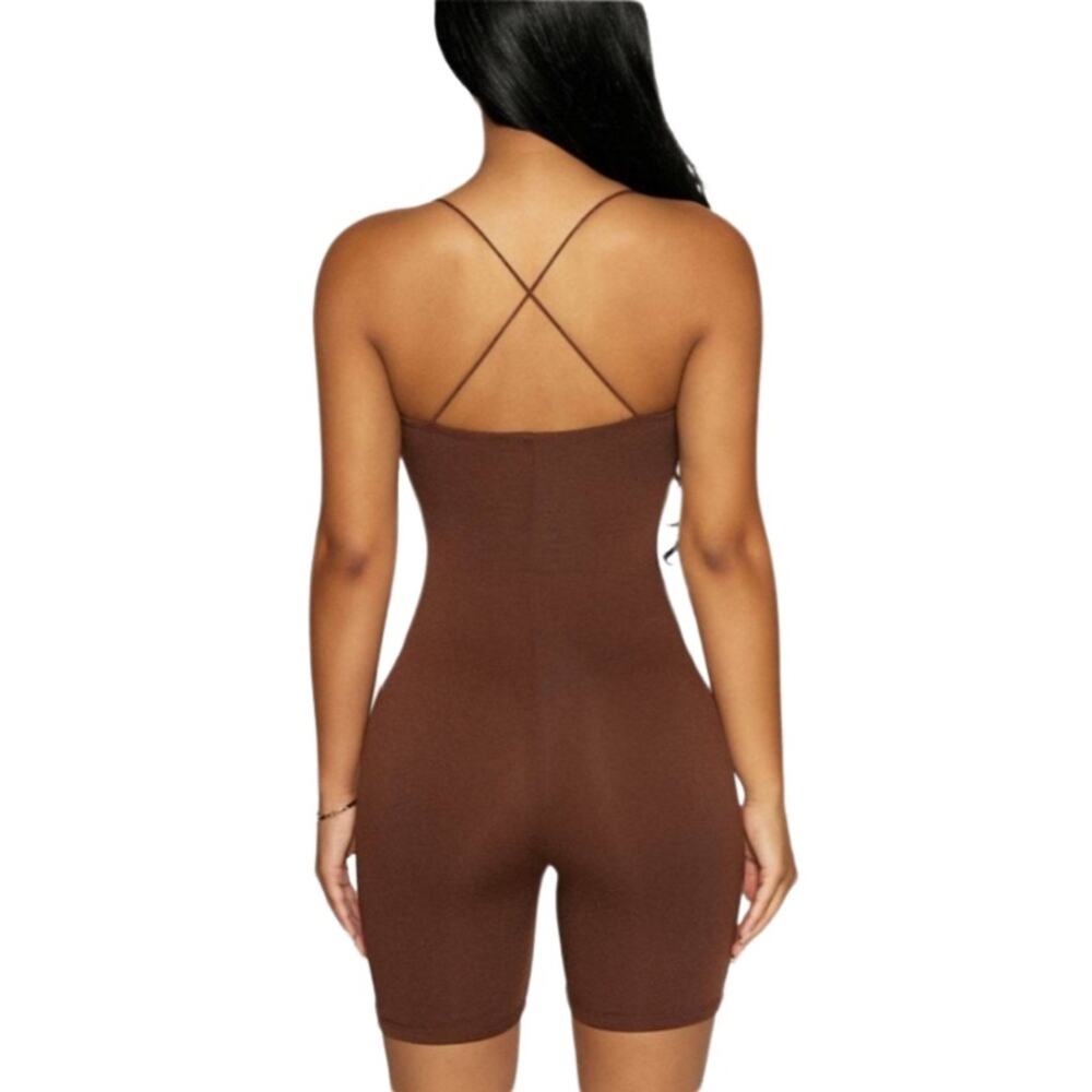 naked wardrobe Nude Criss Cross Romper Size M - Picture 3 of 7